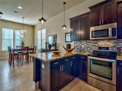 Mediterranean Style Destin Home 1 block from beach